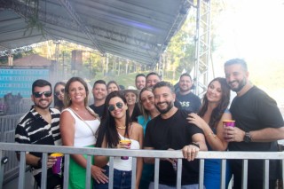 
<a style='margin-left: 5px;' class='btn btn-xs btn-social btn-facebook' href='https://www.facebook.com/sharer/sharer.php?u=https://www.galeramix.com.br/imagem/a151/800-800-90/conteudo/site_galerias/151/img6443.jpg' rel='popup' data-width='500' data-height='400'><i class='fa fa-facebook'></i>Compartilhar <span class='hidden-xs'>no Facebook</span>
</a> 
<a class='btn btn-default btn-xs' target='_blank' href='imagem/a151/800-800-90/conteudo/site_galerias/151/img6443.jpg'>
<span class='glyphicon glyphicon-cloud-download'></span> Salvar
</a>
