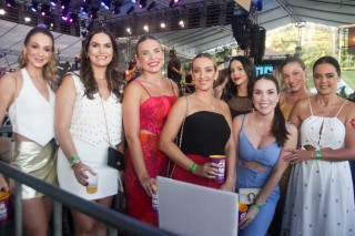 
<a style='margin-left: 5px;' class='btn btn-xs btn-social btn-facebook' href='https://www.facebook.com/sharer/sharer.php?u=https://www.galeramix.com.br/imagem/a151/800-800-90/conteudo/site_galerias/151/img6444.jpg' rel='popup' data-width='500' data-height='400'><i class='fa fa-facebook'></i>Compartilhar <span class='hidden-xs'>no Facebook</span>
</a> 
<a class='btn btn-default btn-xs' target='_blank' href='imagem/a151/800-800-90/conteudo/site_galerias/151/img6444.jpg'>
<span class='glyphicon glyphicon-cloud-download'></span> Salvar
</a>
