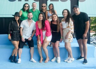 
<a style='margin-left: 5px;' class='btn btn-xs btn-social btn-facebook' href='https://www.facebook.com/sharer/sharer.php?u=https://www.galeramix.com.br/imagem/a151/800-800-90/conteudo/site_galerias/151/img6471.jpg' rel='popup' data-width='500' data-height='400'><i class='fa fa-facebook'></i>Compartilhar <span class='hidden-xs'>no Facebook</span>
</a> 
<a class='btn btn-default btn-xs' target='_blank' href='imagem/a151/800-800-90/conteudo/site_galerias/151/img6471.jpg'>
<span class='glyphicon glyphicon-cloud-download'></span> Salvar
</a>
