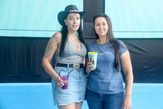 
<a style='margin-left: 5px;' class='btn btn-xs btn-social btn-facebook' href='https://www.facebook.com/sharer/sharer.php?u=https://www.galeramix.com.br/imagem/a151/800-800-90/conteudo/site_galerias/151/img6496.jpg' rel='popup' data-width='500' data-height='400'><i class='fa fa-facebook'></i>Compartilhar <span class='hidden-xs'>no Facebook</span>
</a> 
<a class='btn btn-default btn-xs' target='_blank' href='imagem/a151/800-800-90/conteudo/site_galerias/151/img6496.jpg'>
<span class='glyphicon glyphicon-cloud-download'></span> Salvar
</a>
