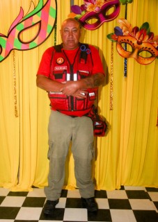 
<a style='margin-left: 5px;' class='btn btn-xs btn-social btn-facebook' href='https://www.facebook.com/sharer/sharer.php?u=https://www.galeramix.com.br/imagem/a153/800-800-90/conteudo/site_galerias/153/carnaval-grandes-amigos-60.jpg' rel='popup' data-width='500' data-height='400'><i class='fa fa-facebook'></i>Compartilhar <span class='hidden-xs'>no Facebook</span>
</a> 
<a class='btn btn-default btn-xs' target='_blank' href='imagem/a153/800-800-90/conteudo/site_galerias/153/carnaval-grandes-amigos-60.jpg'>
<span class='glyphicon glyphicon-cloud-download'></span> Salvar
</a>
