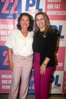 
<a style='margin-left: 5px;' class='btn btn-xs btn-social btn-facebook' href='https://www.facebook.com/sharer/sharer.php?u=https://www.galeramix.com.br/imagem/a157/800-800-90/conteudo/site_galerias/157/pl-mulher-tijucas-116.jpg' rel='popup' data-width='500' data-height='400'><i class='fa fa-facebook'></i>Compartilhar <span class='hidden-xs'>no Facebook</span>
</a> 
<a class='btn btn-default btn-xs' target='_blank' href='imagem/a157/800-800-90/conteudo/site_galerias/157/pl-mulher-tijucas-116.jpg'>
<span class='glyphicon glyphicon-cloud-download'></span> Salvar
</a>
