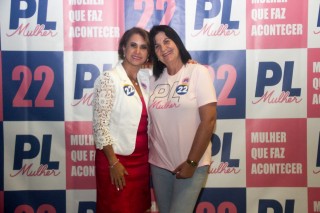 
<a style='margin-left: 5px;' class='btn btn-xs btn-social btn-facebook' href='https://www.facebook.com/sharer/sharer.php?u=https://www.galeramix.com.br/imagem/a157/800-800-90/conteudo/site_galerias/157/pl-mulher-tijucas-13.jpg' rel='popup' data-width='500' data-height='400'><i class='fa fa-facebook'></i>Compartilhar <span class='hidden-xs'>no Facebook</span>
</a> 
<a class='btn btn-default btn-xs' target='_blank' href='imagem/a157/800-800-90/conteudo/site_galerias/157/pl-mulher-tijucas-13.jpg'>
<span class='glyphicon glyphicon-cloud-download'></span> Salvar
</a>
