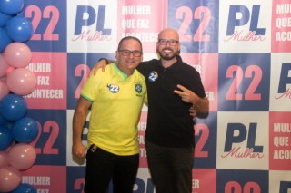 
<a style='margin-left: 5px;' class='btn btn-xs btn-social btn-facebook' href='https://www.facebook.com/sharer/sharer.php?u=https://www.galeramix.com.br/imagem/a157/800-800-90/conteudo/site_galerias/157/pl-mulher-tijucas-16.jpg' rel='popup' data-width='500' data-height='400'><i class='fa fa-facebook'></i>Compartilhar <span class='hidden-xs'>no Facebook</span>
</a> 
<a class='btn btn-default btn-xs' target='_blank' href='imagem/a157/800-800-90/conteudo/site_galerias/157/pl-mulher-tijucas-16.jpg'>
<span class='glyphicon glyphicon-cloud-download'></span> Salvar
</a>
