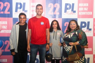 
<a style='margin-left: 5px;' class='btn btn-xs btn-social btn-facebook' href='https://www.facebook.com/sharer/sharer.php?u=https://www.galeramix.com.br/imagem/a157/800-800-90/conteudo/site_galerias/157/pl-mulher-tijucas-19.jpg' rel='popup' data-width='500' data-height='400'><i class='fa fa-facebook'></i>Compartilhar <span class='hidden-xs'>no Facebook</span>
</a> 
<a class='btn btn-default btn-xs' target='_blank' href='imagem/a157/800-800-90/conteudo/site_galerias/157/pl-mulher-tijucas-19.jpg'>
<span class='glyphicon glyphicon-cloud-download'></span> Salvar
</a>
