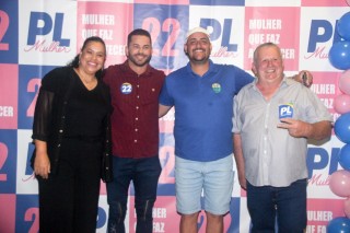 
<a style='margin-left: 5px;' class='btn btn-xs btn-social btn-facebook' href='https://www.facebook.com/sharer/sharer.php?u=https://www.galeramix.com.br/imagem/a157/800-800-90/conteudo/site_galerias/157/pl-mulher-tijucas-55.jpg' rel='popup' data-width='500' data-height='400'><i class='fa fa-facebook'></i>Compartilhar <span class='hidden-xs'>no Facebook</span>
</a> 
<a class='btn btn-default btn-xs' target='_blank' href='imagem/a157/800-800-90/conteudo/site_galerias/157/pl-mulher-tijucas-55.jpg'>
<span class='glyphicon glyphicon-cloud-download'></span> Salvar
</a>
