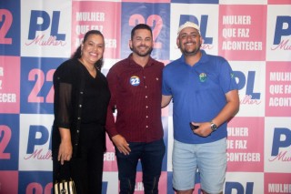 
<a style='margin-left: 5px;' class='btn btn-xs btn-social btn-facebook' href='https://www.facebook.com/sharer/sharer.php?u=https://www.galeramix.com.br/imagem/a157/800-800-90/conteudo/site_galerias/157/pl-mulher-tijucas-56.jpg' rel='popup' data-width='500' data-height='400'><i class='fa fa-facebook'></i>Compartilhar <span class='hidden-xs'>no Facebook</span>
</a> 
<a class='btn btn-default btn-xs' target='_blank' href='imagem/a157/800-800-90/conteudo/site_galerias/157/pl-mulher-tijucas-56.jpg'>
<span class='glyphicon glyphicon-cloud-download'></span> Salvar
</a>
