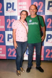 
<a style='margin-left: 5px;' class='btn btn-xs btn-social btn-facebook' href='https://www.facebook.com/sharer/sharer.php?u=https://www.galeramix.com.br/imagem/a157/800-800-90/conteudo/site_galerias/157/pl-mulher-tijucas-59.jpg' rel='popup' data-width='500' data-height='400'><i class='fa fa-facebook'></i>Compartilhar <span class='hidden-xs'>no Facebook</span>
</a> 
<a class='btn btn-default btn-xs' target='_blank' href='imagem/a157/800-800-90/conteudo/site_galerias/157/pl-mulher-tijucas-59.jpg'>
<span class='glyphicon glyphicon-cloud-download'></span> Salvar
</a>
