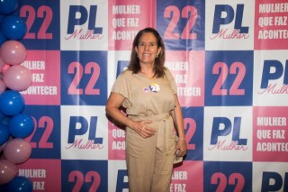 
<a style='margin-left: 5px;' class='btn btn-xs btn-social btn-facebook' href='https://www.facebook.com/sharer/sharer.php?u=https://www.galeramix.com.br/imagem/a157/800-800-90/conteudo/site_galerias/157/pl-mulher-tijucas-60.jpg' rel='popup' data-width='500' data-height='400'><i class='fa fa-facebook'></i>Compartilhar <span class='hidden-xs'>no Facebook</span>
</a> 
<a class='btn btn-default btn-xs' target='_blank' href='imagem/a157/800-800-90/conteudo/site_galerias/157/pl-mulher-tijucas-60.jpg'>
<span class='glyphicon glyphicon-cloud-download'></span> Salvar
</a>
