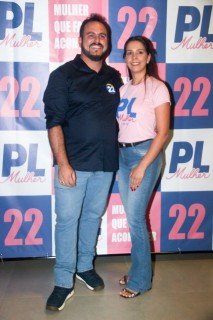 
<a style='margin-left: 5px;' class='btn btn-xs btn-social btn-facebook' href='https://www.facebook.com/sharer/sharer.php?u=https://www.galeramix.com.br/imagem/a157/800-800-90/conteudo/site_galerias/157/pl-mulher-tijucas-79.jpg' rel='popup' data-width='500' data-height='400'><i class='fa fa-facebook'></i>Compartilhar <span class='hidden-xs'>no Facebook</span>
</a> 
<a class='btn btn-default btn-xs' target='_blank' href='imagem/a157/800-800-90/conteudo/site_galerias/157/pl-mulher-tijucas-79.jpg'>
<span class='glyphicon glyphicon-cloud-download'></span> Salvar
</a>
