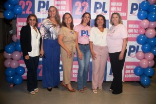 
<a style='margin-left: 5px;' class='btn btn-xs btn-social btn-facebook' href='https://www.facebook.com/sharer/sharer.php?u=https://www.galeramix.com.br/imagem/a157/800-800-90/conteudo/site_galerias/157/pl-mulher-tijucas-94.jpg' rel='popup' data-width='500' data-height='400'><i class='fa fa-facebook'></i>Compartilhar <span class='hidden-xs'>no Facebook</span>
</a> 
<a class='btn btn-default btn-xs' target='_blank' href='imagem/a157/800-800-90/conteudo/site_galerias/157/pl-mulher-tijucas-94.jpg'>
<span class='glyphicon glyphicon-cloud-download'></span> Salvar
</a>
