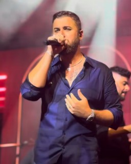 
<a style='margin-left: 5px;' class='btn btn-xs btn-social btn-facebook' href='https://www.facebook.com/sharer/sharer.php?u=https://www.galeramix.com.br/imagem/a158/800-800-90/conteudo/site_galerias/158/476098060184860071200056158674887074741111392n.jpg' rel='popup' data-width='500' data-height='400'><i class='fa fa-facebook'></i>Compartilhar <span class='hidden-xs'>no Facebook</span>
</a> 
<a class='btn btn-default btn-xs' target='_blank' href='imagem/a158/800-800-90/conteudo/site_galerias/158/476098060184860071200056158674887074741111392n.jpg'>
<span class='glyphicon glyphicon-cloud-download'></span> Salvar
</a>
