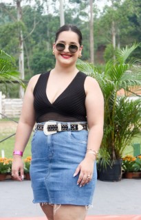 
<a style='margin-left: 5px;' class='btn btn-xs btn-social btn-facebook' href='https://www.facebook.com/sharer/sharer.php?u=https://www.galeramix.com.br/imagem/a158/800-800-90/conteudo/site_galerias/158/img7268.jpg' rel='popup' data-width='500' data-height='400'><i class='fa fa-facebook'></i>Compartilhar <span class='hidden-xs'>no Facebook</span>
</a> 
<a class='btn btn-default btn-xs' target='_blank' href='imagem/a158/800-800-90/conteudo/site_galerias/158/img7268.jpg'>
<span class='glyphicon glyphicon-cloud-download'></span> Salvar
</a>
