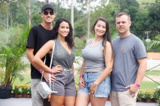 
<a style='margin-left: 5px;' class='btn btn-xs btn-social btn-facebook' href='https://www.facebook.com/sharer/sharer.php?u=https://www.galeramix.com.br/imagem/a158/800-800-90/conteudo/site_galerias/158/img7283.jpg' rel='popup' data-width='500' data-height='400'><i class='fa fa-facebook'></i>Compartilhar <span class='hidden-xs'>no Facebook</span>
</a> 
<a class='btn btn-default btn-xs' target='_blank' href='imagem/a158/800-800-90/conteudo/site_galerias/158/img7283.jpg'>
<span class='glyphicon glyphicon-cloud-download'></span> Salvar
</a>
