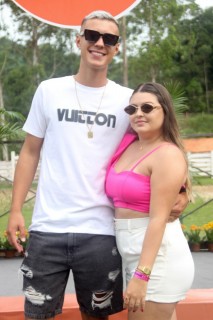 
<a style='margin-left: 5px;' class='btn btn-xs btn-social btn-facebook' href='https://www.facebook.com/sharer/sharer.php?u=https://www.galeramix.com.br/imagem/a158/800-800-90/conteudo/site_galerias/158/img7289.jpg' rel='popup' data-width='500' data-height='400'><i class='fa fa-facebook'></i>Compartilhar <span class='hidden-xs'>no Facebook</span>
</a> 
<a class='btn btn-default btn-xs' target='_blank' href='imagem/a158/800-800-90/conteudo/site_galerias/158/img7289.jpg'>
<span class='glyphicon glyphicon-cloud-download'></span> Salvar
</a>
