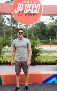 
<a style='margin-left: 5px;' class='btn btn-xs btn-social btn-facebook' href='https://www.facebook.com/sharer/sharer.php?u=https://www.galeramix.com.br/imagem/a158/800-800-90/conteudo/site_galerias/158/img7304.jpg' rel='popup' data-width='500' data-height='400'><i class='fa fa-facebook'></i>Compartilhar <span class='hidden-xs'>no Facebook</span>
</a> 
<a class='btn btn-default btn-xs' target='_blank' href='imagem/a158/800-800-90/conteudo/site_galerias/158/img7304.jpg'>
<span class='glyphicon glyphicon-cloud-download'></span> Salvar
</a>
