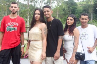 
<a style='margin-left: 5px;' class='btn btn-xs btn-social btn-facebook' href='https://www.facebook.com/sharer/sharer.php?u=https://www.galeramix.com.br/imagem/a158/800-800-90/conteudo/site_galerias/158/img7336.jpg' rel='popup' data-width='500' data-height='400'><i class='fa fa-facebook'></i>Compartilhar <span class='hidden-xs'>no Facebook</span>
</a> 
<a class='btn btn-default btn-xs' target='_blank' href='imagem/a158/800-800-90/conteudo/site_galerias/158/img7336.jpg'>
<span class='glyphicon glyphicon-cloud-download'></span> Salvar
</a>
