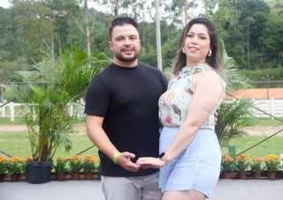 
<a style='margin-left: 5px;' class='btn btn-xs btn-social btn-facebook' href='https://www.facebook.com/sharer/sharer.php?u=https://www.galeramix.com.br/imagem/a158/800-800-90/conteudo/site_galerias/158/img7366.jpg' rel='popup' data-width='500' data-height='400'><i class='fa fa-facebook'></i>Compartilhar <span class='hidden-xs'>no Facebook</span>
</a> 
<a class='btn btn-default btn-xs' target='_blank' href='imagem/a158/800-800-90/conteudo/site_galerias/158/img7366.jpg'>
<span class='glyphicon glyphicon-cloud-download'></span> Salvar
</a>
