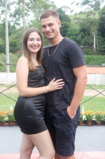 
<a style='margin-left: 5px;' class='btn btn-xs btn-social btn-facebook' href='https://www.facebook.com/sharer/sharer.php?u=https://www.galeramix.com.br/imagem/a158/800-800-90/conteudo/site_galerias/158/img7410.jpg' rel='popup' data-width='500' data-height='400'><i class='fa fa-facebook'></i>Compartilhar <span class='hidden-xs'>no Facebook</span>
</a> 
<a class='btn btn-default btn-xs' target='_blank' href='imagem/a158/800-800-90/conteudo/site_galerias/158/img7410.jpg'>
<span class='glyphicon glyphicon-cloud-download'></span> Salvar
</a>
