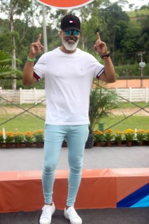 
<a style='margin-left: 5px;' class='btn btn-xs btn-social btn-facebook' href='https://www.facebook.com/sharer/sharer.php?u=https://www.galeramix.com.br/imagem/a158/800-800-90/conteudo/site_galerias/158/img7425.jpg' rel='popup' data-width='500' data-height='400'><i class='fa fa-facebook'></i>Compartilhar <span class='hidden-xs'>no Facebook</span>
</a> 
<a class='btn btn-default btn-xs' target='_blank' href='imagem/a158/800-800-90/conteudo/site_galerias/158/img7425.jpg'>
<span class='glyphicon glyphicon-cloud-download'></span> Salvar
</a>
