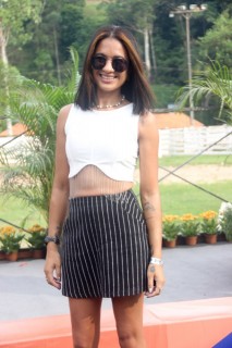 
<a style='margin-left: 5px;' class='btn btn-xs btn-social btn-facebook' href='https://www.facebook.com/sharer/sharer.php?u=https://www.galeramix.com.br/imagem/a158/800-800-90/conteudo/site_galerias/158/img7440.jpg' rel='popup' data-width='500' data-height='400'><i class='fa fa-facebook'></i>Compartilhar <span class='hidden-xs'>no Facebook</span>
</a> 
<a class='btn btn-default btn-xs' target='_blank' href='imagem/a158/800-800-90/conteudo/site_galerias/158/img7440.jpg'>
<span class='glyphicon glyphicon-cloud-download'></span> Salvar
</a>
