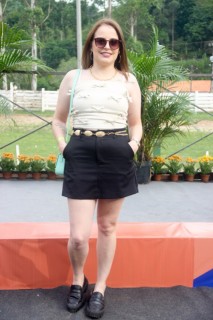 
<a style='margin-left: 5px;' class='btn btn-xs btn-social btn-facebook' href='https://www.facebook.com/sharer/sharer.php?u=https://www.galeramix.com.br/imagem/a158/800-800-90/conteudo/site_galerias/158/img7449.jpg' rel='popup' data-width='500' data-height='400'><i class='fa fa-facebook'></i>Compartilhar <span class='hidden-xs'>no Facebook</span>
</a> 
<a class='btn btn-default btn-xs' target='_blank' href='imagem/a158/800-800-90/conteudo/site_galerias/158/img7449.jpg'>
<span class='glyphicon glyphicon-cloud-download'></span> Salvar
</a>
