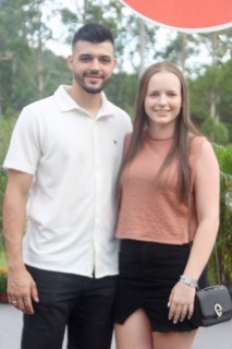 
<a style='margin-left: 5px;' class='btn btn-xs btn-social btn-facebook' href='https://www.facebook.com/sharer/sharer.php?u=https://www.galeramix.com.br/imagem/a158/800-800-90/conteudo/site_galerias/158/img7476.jpg' rel='popup' data-width='500' data-height='400'><i class='fa fa-facebook'></i>Compartilhar <span class='hidden-xs'>no Facebook</span>
</a> 
<a class='btn btn-default btn-xs' target='_blank' href='imagem/a158/800-800-90/conteudo/site_galerias/158/img7476.jpg'>
<span class='glyphicon glyphicon-cloud-download'></span> Salvar
</a>
