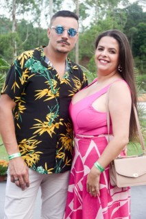 
<a style='margin-left: 5px;' class='btn btn-xs btn-social btn-facebook' href='https://www.facebook.com/sharer/sharer.php?u=https://www.galeramix.com.br/imagem/a158/800-800-90/conteudo/site_galerias/158/jr-seco-276.jpg' rel='popup' data-width='500' data-height='400'><i class='fa fa-facebook'></i>Compartilhar <span class='hidden-xs'>no Facebook</span>
</a> 
<a class='btn btn-default btn-xs' target='_blank' href='imagem/a158/800-800-90/conteudo/site_galerias/158/jr-seco-276.jpg'>
<span class='glyphicon glyphicon-cloud-download'></span> Salvar
</a>
