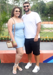 
<a style='margin-left: 5px;' class='btn btn-xs btn-social btn-facebook' href='https://www.facebook.com/sharer/sharer.php?u=https://www.galeramix.com.br/imagem/a158/800-800-90/conteudo/site_galerias/158/jr-seco-281.jpg' rel='popup' data-width='500' data-height='400'><i class='fa fa-facebook'></i>Compartilhar <span class='hidden-xs'>no Facebook</span>
</a> 
<a class='btn btn-default btn-xs' target='_blank' href='imagem/a158/800-800-90/conteudo/site_galerias/158/jr-seco-281.jpg'>
<span class='glyphicon glyphicon-cloud-download'></span> Salvar
</a>
