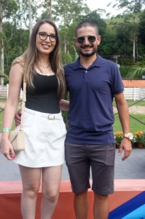 
<a style='margin-left: 5px;' class='btn btn-xs btn-social btn-facebook' href='https://www.facebook.com/sharer/sharer.php?u=https://www.galeramix.com.br/imagem/a158/800-800-90/conteudo/site_galerias/158/jr-seco-321.jpg' rel='popup' data-width='500' data-height='400'><i class='fa fa-facebook'></i>Compartilhar <span class='hidden-xs'>no Facebook</span>
</a> 
<a class='btn btn-default btn-xs' target='_blank' href='imagem/a158/800-800-90/conteudo/site_galerias/158/jr-seco-321.jpg'>
<span class='glyphicon glyphicon-cloud-download'></span> Salvar
</a>
