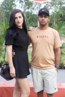 
<a style='margin-left: 5px;' class='btn btn-xs btn-social btn-facebook' href='https://www.facebook.com/sharer/sharer.php?u=https://www.galeramix.com.br/imagem/a158/800-800-90/conteudo/site_galerias/158/jr-seco-324.jpg' rel='popup' data-width='500' data-height='400'><i class='fa fa-facebook'></i>Compartilhar <span class='hidden-xs'>no Facebook</span>
</a> 
<a class='btn btn-default btn-xs' target='_blank' href='imagem/a158/800-800-90/conteudo/site_galerias/158/jr-seco-324.jpg'>
<span class='glyphicon glyphicon-cloud-download'></span> Salvar
</a>
