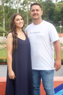 
<a style='margin-left: 5px;' class='btn btn-xs btn-social btn-facebook' href='https://www.facebook.com/sharer/sharer.php?u=https://www.galeramix.com.br/imagem/a158/800-800-90/conteudo/site_galerias/158/jr-seco-326.jpg' rel='popup' data-width='500' data-height='400'><i class='fa fa-facebook'></i>Compartilhar <span class='hidden-xs'>no Facebook</span>
</a> 
<a class='btn btn-default btn-xs' target='_blank' href='imagem/a158/800-800-90/conteudo/site_galerias/158/jr-seco-326.jpg'>
<span class='glyphicon glyphicon-cloud-download'></span> Salvar
</a>
