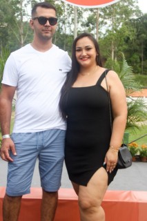 
<a style='margin-left: 5px;' class='btn btn-xs btn-social btn-facebook' href='https://www.facebook.com/sharer/sharer.php?u=https://www.galeramix.com.br/imagem/a158/800-800-90/conteudo/site_galerias/158/jr-seco-333.jpg' rel='popup' data-width='500' data-height='400'><i class='fa fa-facebook'></i>Compartilhar <span class='hidden-xs'>no Facebook</span>
</a> 
<a class='btn btn-default btn-xs' target='_blank' href='imagem/a158/800-800-90/conteudo/site_galerias/158/jr-seco-333.jpg'>
<span class='glyphicon glyphicon-cloud-download'></span> Salvar
</a>
