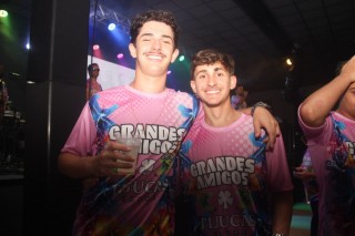 
<a style='margin-left: 5px;' class='btn btn-xs btn-social btn-facebook' href='https://www.facebook.com/sharer/sharer.php?u=https://www.galeramix.com.br/imagem/a159/800-800-90/conteudo/site_galerias/159/grandes-amigos-tijucas-clube-181.jpg' rel='popup' data-width='500' data-height='400'><i class='fa fa-facebook'></i>Compartilhar <span class='hidden-xs'>no Facebook</span>
</a> 
<a class='btn btn-default btn-xs' target='_blank' href='imagem/a159/800-800-90/conteudo/site_galerias/159/grandes-amigos-tijucas-clube-181.jpg'>
<span class='glyphicon glyphicon-cloud-download'></span> Salvar
</a>
