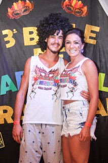 
                                    <a style='margin-left: 5px;' class='btn btn-xs btn-social btn-facebook' href='https://www.facebook.com/sharer/sharer.php?u=https://www.galeramix.com.br/imagem/a16/800-800-90/conteudo/site_galerias/16/img1627.jpg' rel='popup' data-width='500' data-height='400'><i class='fa fa-facebook'></i>Compartilhar <span class='hidden-xs'>no Facebook</span>
                                </a> 
                                <a class='btn btn-default btn-xs' target='_blank' href='imagem/a16/800-800-90/conteudo/site_galerias/16/img1627.jpg'>
                                    <span class='glyphicon glyphicon-cloud-download'></span> Salvar
                                </a>
                                