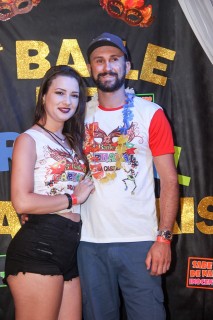 
<a style='margin-left: 5px;' class='btn btn-xs btn-social btn-facebook' href='https://www.facebook.com/sharer/sharer.php?u=https://www.galeramix.com.br/imagem/a16/800-800-90/conteudo/site_galerias/16/img1636.jpg' rel='popup' data-width='500' data-height='400'><i class='fa fa-facebook'></i>Compartilhar <span class='hidden-xs'>no Facebook</span>
</a> 
<a class='btn btn-default btn-xs' target='_blank' href='imagem/a16/800-800-90/conteudo/site_galerias/16/img1636.jpg'>
<span class='glyphicon glyphicon-cloud-download'></span> Salvar
</a>
