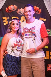 
<a style='margin-left: 5px;' class='btn btn-xs btn-social btn-facebook' href='https://www.facebook.com/sharer/sharer.php?u=https://www.galeramix.com.br/imagem/a16/800-800-90/conteudo/site_galerias/16/img1695.jpg' rel='popup' data-width='500' data-height='400'><i class='fa fa-facebook'></i>Compartilhar <span class='hidden-xs'>no Facebook</span>
</a> 
<a class='btn btn-default btn-xs' target='_blank' href='imagem/a16/800-800-90/conteudo/site_galerias/16/img1695.jpg'>
<span class='glyphicon glyphicon-cloud-download'></span> Salvar
</a>
