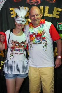 
<a style='margin-left: 5px;' class='btn btn-xs btn-social btn-facebook' href='https://www.facebook.com/sharer/sharer.php?u=https://www.galeramix.com.br/imagem/a16/800-800-90/conteudo/site_galerias/16/img1702.jpg' rel='popup' data-width='500' data-height='400'><i class='fa fa-facebook'></i>Compartilhar <span class='hidden-xs'>no Facebook</span>
</a> 
<a class='btn btn-default btn-xs' target='_blank' href='imagem/a16/800-800-90/conteudo/site_galerias/16/img1702.jpg'>
<span class='glyphicon glyphicon-cloud-download'></span> Salvar
</a>
