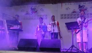 
<a style='margin-left: 5px;' class='btn btn-xs btn-social btn-facebook' href='https://www.facebook.com/sharer/sharer.php?u=https://www.galeramix.com.br/imagem/a16/800-800-90/conteudo/site_galerias/16/img1708.jpg' rel='popup' data-width='500' data-height='400'><i class='fa fa-facebook'></i>Compartilhar <span class='hidden-xs'>no Facebook</span>
</a> 
<a class='btn btn-default btn-xs' target='_blank' href='imagem/a16/800-800-90/conteudo/site_galerias/16/img1708.jpg'>
<span class='glyphicon glyphicon-cloud-download'></span> Salvar
</a>
