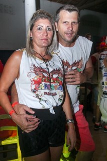 
<a style='margin-left: 5px;' class='btn btn-xs btn-social btn-facebook' href='https://www.facebook.com/sharer/sharer.php?u=https://www.galeramix.com.br/imagem/a16/800-800-90/conteudo/site_galerias/16/img1713.jpg' rel='popup' data-width='500' data-height='400'><i class='fa fa-facebook'></i>Compartilhar <span class='hidden-xs'>no Facebook</span>
</a> 
<a class='btn btn-default btn-xs' target='_blank' href='imagem/a16/800-800-90/conteudo/site_galerias/16/img1713.jpg'>
<span class='glyphicon glyphicon-cloud-download'></span> Salvar
</a>
