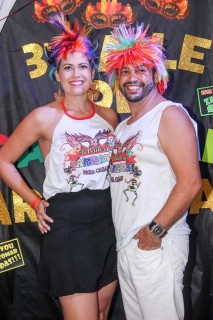 
<a style='margin-left: 5px;' class='btn btn-xs btn-social btn-facebook' href='https://www.facebook.com/sharer/sharer.php?u=https://www.galeramix.com.br/imagem/a16/800-800-90/conteudo/site_galerias/16/img1724.jpg' rel='popup' data-width='500' data-height='400'><i class='fa fa-facebook'></i>Compartilhar <span class='hidden-xs'>no Facebook</span>
</a> 
<a class='btn btn-default btn-xs' target='_blank' href='imagem/a16/800-800-90/conteudo/site_galerias/16/img1724.jpg'>
<span class='glyphicon glyphicon-cloud-download'></span> Salvar
</a>
