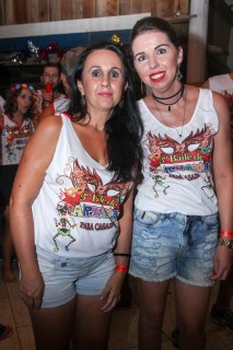 
<a style='margin-left: 5px;' class='btn btn-xs btn-social btn-facebook' href='https://www.facebook.com/sharer/sharer.php?u=https://www.galeramix.com.br/imagem/a16/800-800-90/conteudo/site_galerias/16/img1739.jpg' rel='popup' data-width='500' data-height='400'><i class='fa fa-facebook'></i>Compartilhar <span class='hidden-xs'>no Facebook</span>
</a> 
<a class='btn btn-default btn-xs' target='_blank' href='imagem/a16/800-800-90/conteudo/site_galerias/16/img1739.jpg'>
<span class='glyphicon glyphicon-cloud-download'></span> Salvar
</a>
