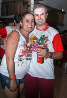 
<a style='margin-left: 5px;' class='btn btn-xs btn-social btn-facebook' href='https://www.facebook.com/sharer/sharer.php?u=https://www.galeramix.com.br/imagem/a16/800-800-90/conteudo/site_galerias/16/img1748.jpg' rel='popup' data-width='500' data-height='400'><i class='fa fa-facebook'></i>Compartilhar <span class='hidden-xs'>no Facebook</span>
</a> 
<a class='btn btn-default btn-xs' target='_blank' href='imagem/a16/800-800-90/conteudo/site_galerias/16/img1748.jpg'>
<span class='glyphicon glyphicon-cloud-download'></span> Salvar
</a>
