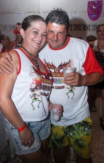 
<a style='margin-left: 5px;' class='btn btn-xs btn-social btn-facebook' href='https://www.facebook.com/sharer/sharer.php?u=https://www.galeramix.com.br/imagem/a16/800-800-90/conteudo/site_galerias/16/img1754.jpg' rel='popup' data-width='500' data-height='400'><i class='fa fa-facebook'></i>Compartilhar <span class='hidden-xs'>no Facebook</span>
</a> 
<a class='btn btn-default btn-xs' target='_blank' href='imagem/a16/800-800-90/conteudo/site_galerias/16/img1754.jpg'>
<span class='glyphicon glyphicon-cloud-download'></span> Salvar
</a>
