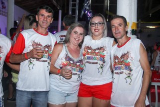 
<a style='margin-left: 5px;' class='btn btn-xs btn-social btn-facebook' href='https://www.facebook.com/sharer/sharer.php?u=https://www.galeramix.com.br/imagem/a16/800-800-90/conteudo/site_galerias/16/img1765.jpg' rel='popup' data-width='500' data-height='400'><i class='fa fa-facebook'></i>Compartilhar <span class='hidden-xs'>no Facebook</span>
</a> 
<a class='btn btn-default btn-xs' target='_blank' href='imagem/a16/800-800-90/conteudo/site_galerias/16/img1765.jpg'>
<span class='glyphicon glyphicon-cloud-download'></span> Salvar
</a>
