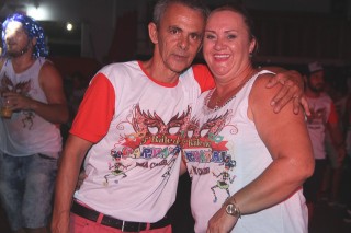 
<a style='margin-left: 5px;' class='btn btn-xs btn-social btn-facebook' href='https://www.facebook.com/sharer/sharer.php?u=https://www.galeramix.com.br/imagem/a16/800-800-90/conteudo/site_galerias/16/img1786.jpg' rel='popup' data-width='500' data-height='400'><i class='fa fa-facebook'></i>Compartilhar <span class='hidden-xs'>no Facebook</span>
</a> 
<a class='btn btn-default btn-xs' target='_blank' href='imagem/a16/800-800-90/conteudo/site_galerias/16/img1786.jpg'>
<span class='glyphicon glyphicon-cloud-download'></span> Salvar
</a>
