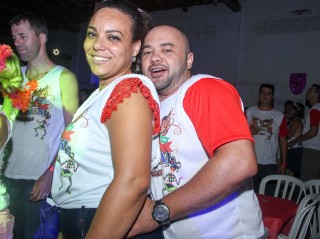 
<a style='margin-left: 5px;' class='btn btn-xs btn-social btn-facebook' href='https://www.facebook.com/sharer/sharer.php?u=https://www.galeramix.com.br/imagem/a16/800-800-90/conteudo/site_galerias/16/img1807.jpg' rel='popup' data-width='500' data-height='400'><i class='fa fa-facebook'></i>Compartilhar <span class='hidden-xs'>no Facebook</span>
</a> 
<a class='btn btn-default btn-xs' target='_blank' href='imagem/a16/800-800-90/conteudo/site_galerias/16/img1807.jpg'>
<span class='glyphicon glyphicon-cloud-download'></span> Salvar
</a>
