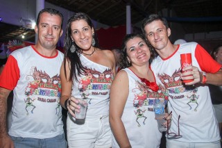 
<a style='margin-left: 5px;' class='btn btn-xs btn-social btn-facebook' href='https://www.facebook.com/sharer/sharer.php?u=https://www.galeramix.com.br/imagem/a16/800-800-90/conteudo/site_galerias/16/img1826.jpg' rel='popup' data-width='500' data-height='400'><i class='fa fa-facebook'></i>Compartilhar <span class='hidden-xs'>no Facebook</span>
</a> 
<a class='btn btn-default btn-xs' target='_blank' href='imagem/a16/800-800-90/conteudo/site_galerias/16/img1826.jpg'>
<span class='glyphicon glyphicon-cloud-download'></span> Salvar
</a>
