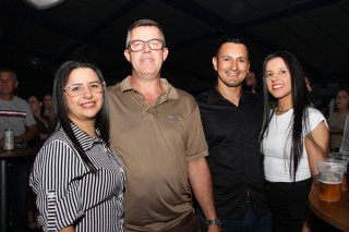 
<a style='margin-left: 5px;' class='btn btn-xs btn-social btn-facebook' href='https://www.facebook.com/sharer/sharer.php?u=https://www.galeramix.com.br/imagem/a162/800-800-90/conteudo/site_galerias/162/tijufest-2025-zeze-di-camargo-15.jpg' rel='popup' data-width='500' data-height='400'><i class='fa fa-facebook'></i>Compartilhar <span class='hidden-xs'>no Facebook</span>
</a> 
<a class='btn btn-default btn-xs' target='_blank' href='imagem/a162/800-800-90/conteudo/site_galerias/162/tijufest-2025-zeze-di-camargo-15.jpg'>
<span class='glyphicon glyphicon-cloud-download'></span> Salvar
</a>
