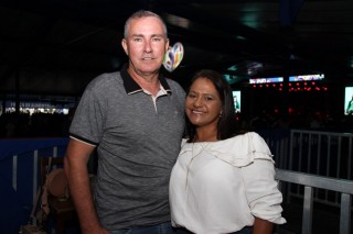 
<a style='margin-left: 5px;' class='btn btn-xs btn-social btn-facebook' href='https://www.facebook.com/sharer/sharer.php?u=https://www.galeramix.com.br/imagem/a162/800-800-90/conteudo/site_galerias/162/tijufest-2025-zeze-di-camargo-29.jpg' rel='popup' data-width='500' data-height='400'><i class='fa fa-facebook'></i>Compartilhar <span class='hidden-xs'>no Facebook</span>
</a> 
<a class='btn btn-default btn-xs' target='_blank' href='imagem/a162/800-800-90/conteudo/site_galerias/162/tijufest-2025-zeze-di-camargo-29.jpg'>
<span class='glyphicon glyphicon-cloud-download'></span> Salvar
</a>
